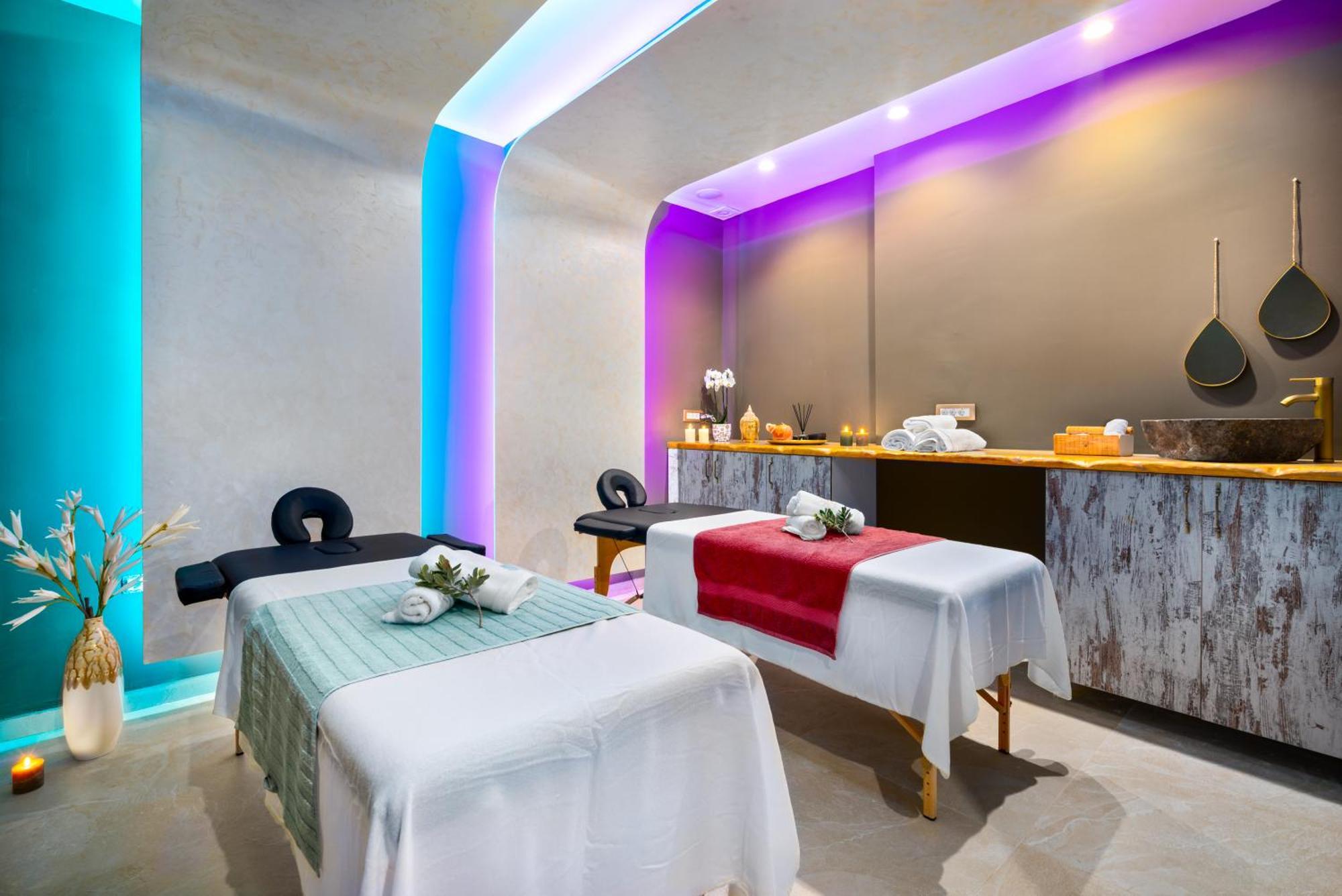 Electra Suites & Spa 佩里沃罗 外观 照片